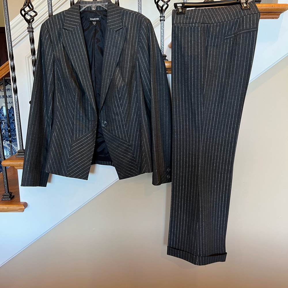 bebe charcoal gray with silver Pinstripe Blazer size 8 & Pants size 6 Set